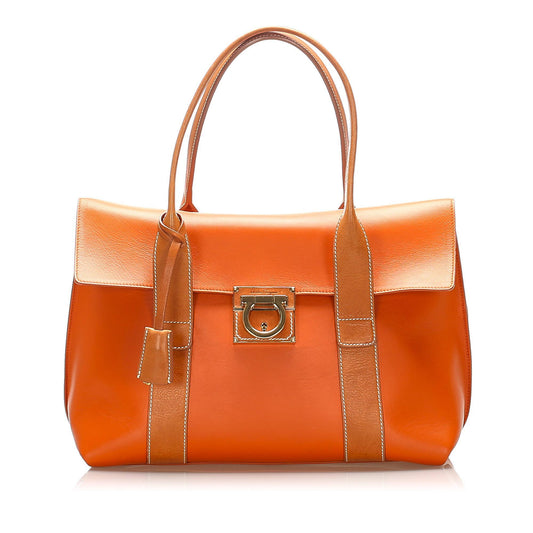 Salvatore Ferragamo Gancini Leather Tote Bag (SHG-15241)